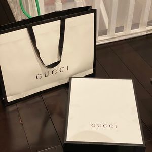 3 Empty Gucci shipping bag +3 Gucci box